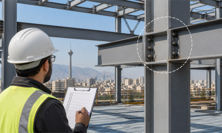 تصویرسازی بازدید ایمن اتصال جوشی تیر و ستون در اسکلت فلزی